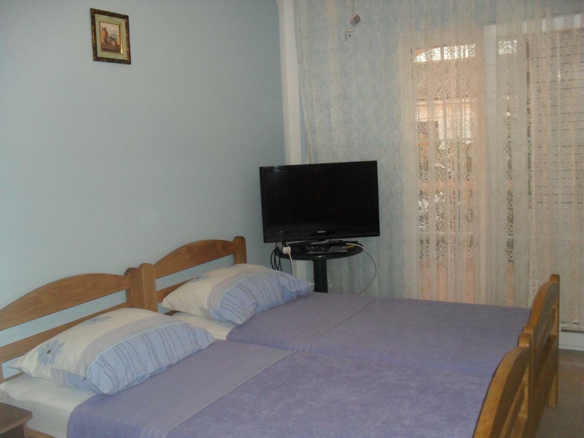 Apartment Zdenka Povljana Zewnętrze zdjęcie